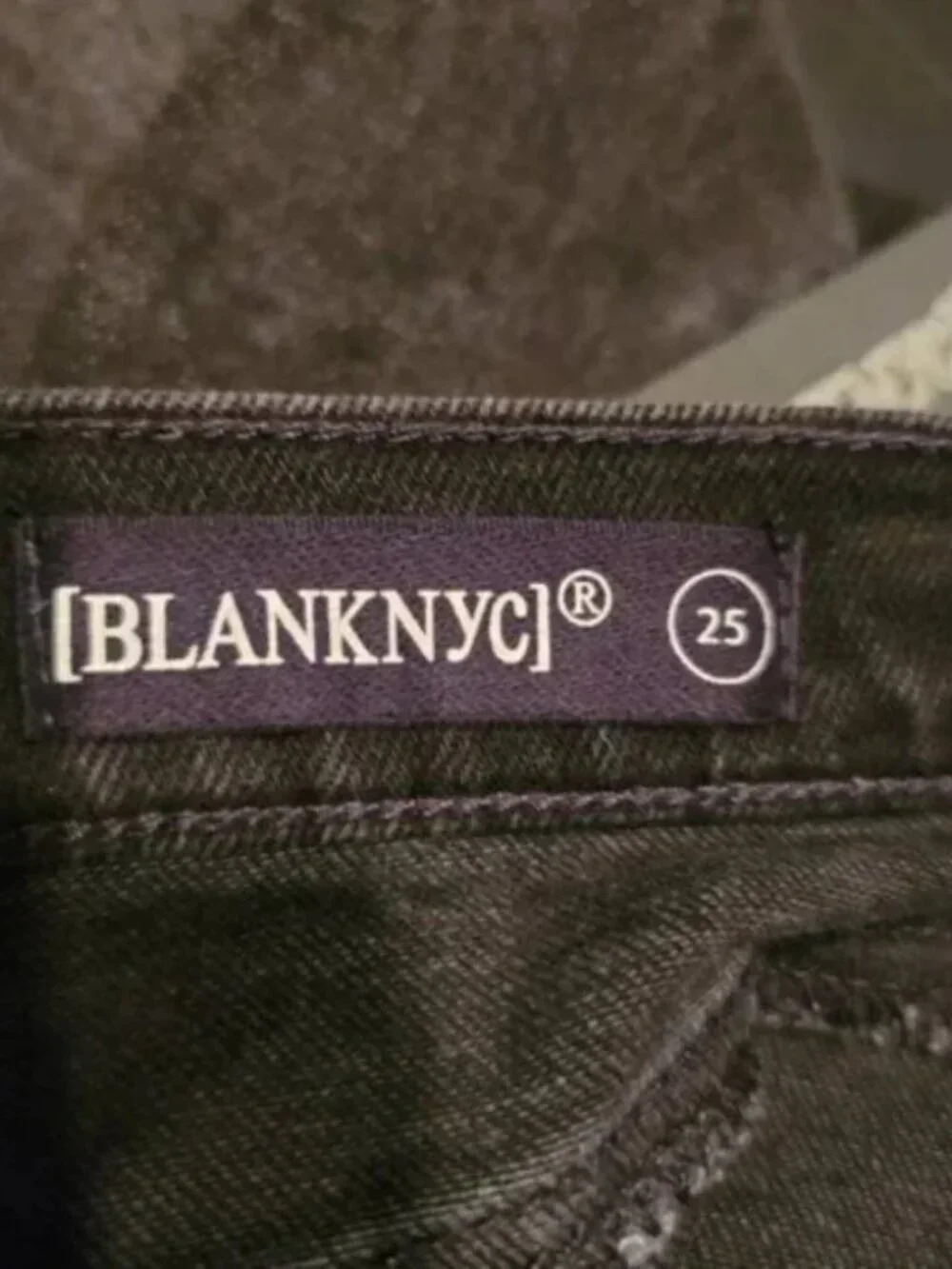 BlankNYC Before & After Raw Hem Bermuda Shorts Womens 25 Black Denim NWT